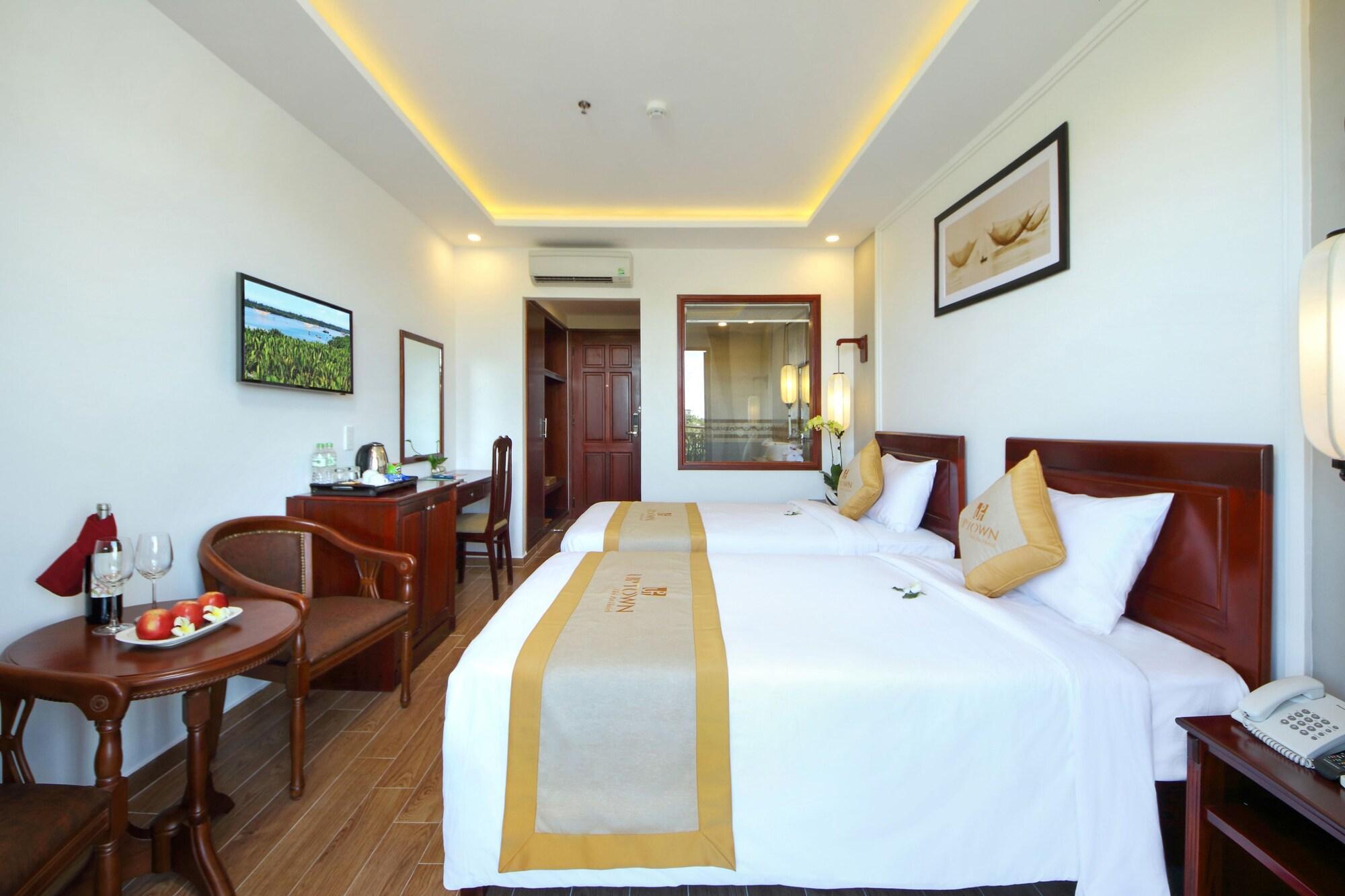 Uptown Hoi An Hotel & Spa Екстер'єр фото